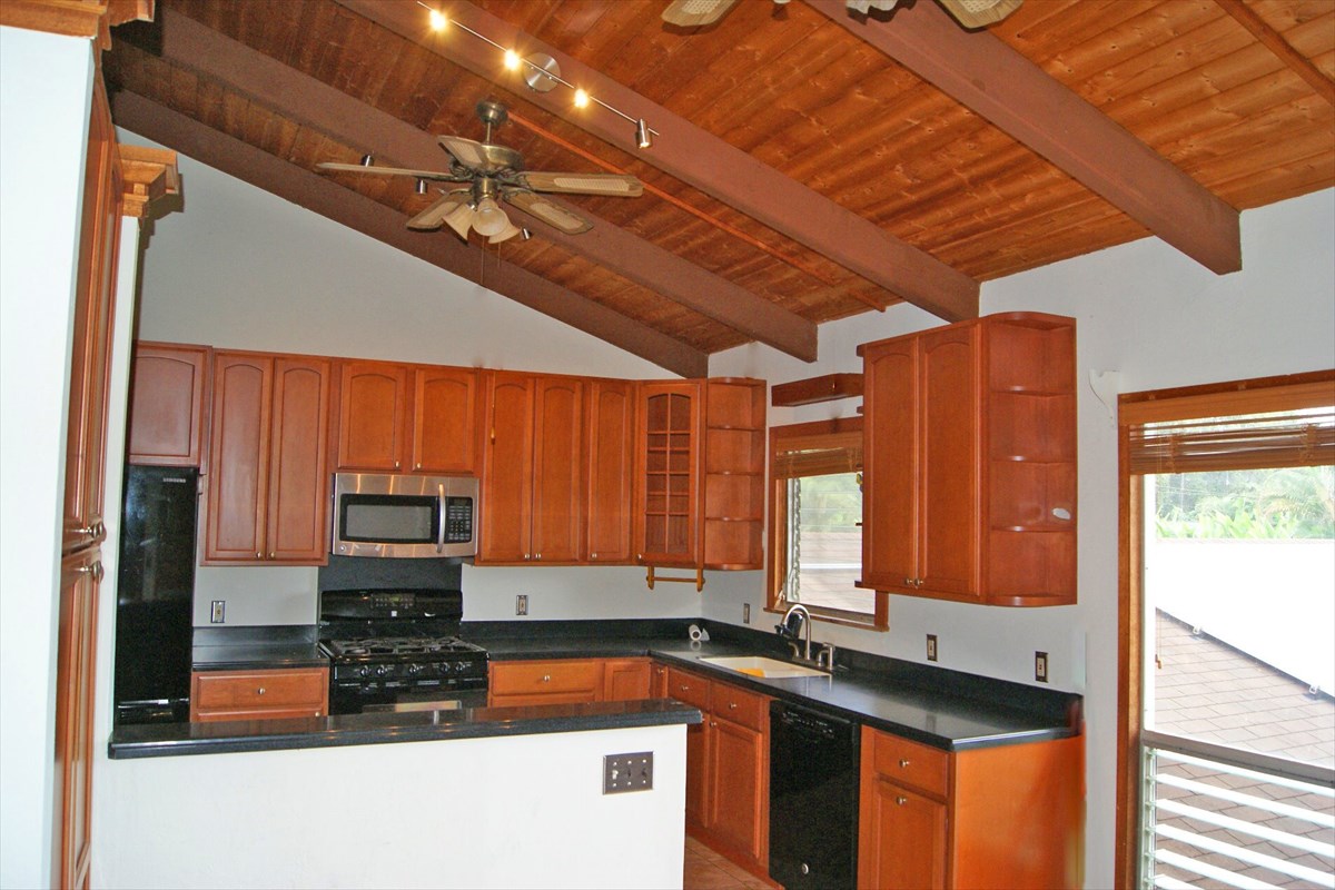 6510 Kahuna Road, Unit 2 Kapaa, HI 96746 - Photo 4 of 25