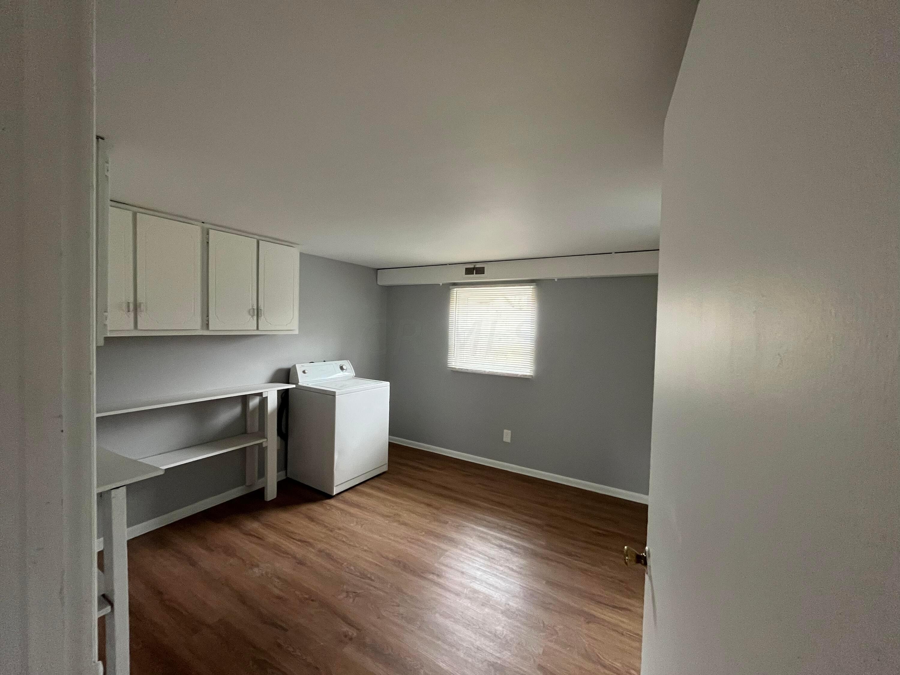 3810 Noe Bixby Road Columbus, OH 43232 - Photo 10 of 13 76EF5716-9222-4B32-B6FB-0308B1CCFE82
