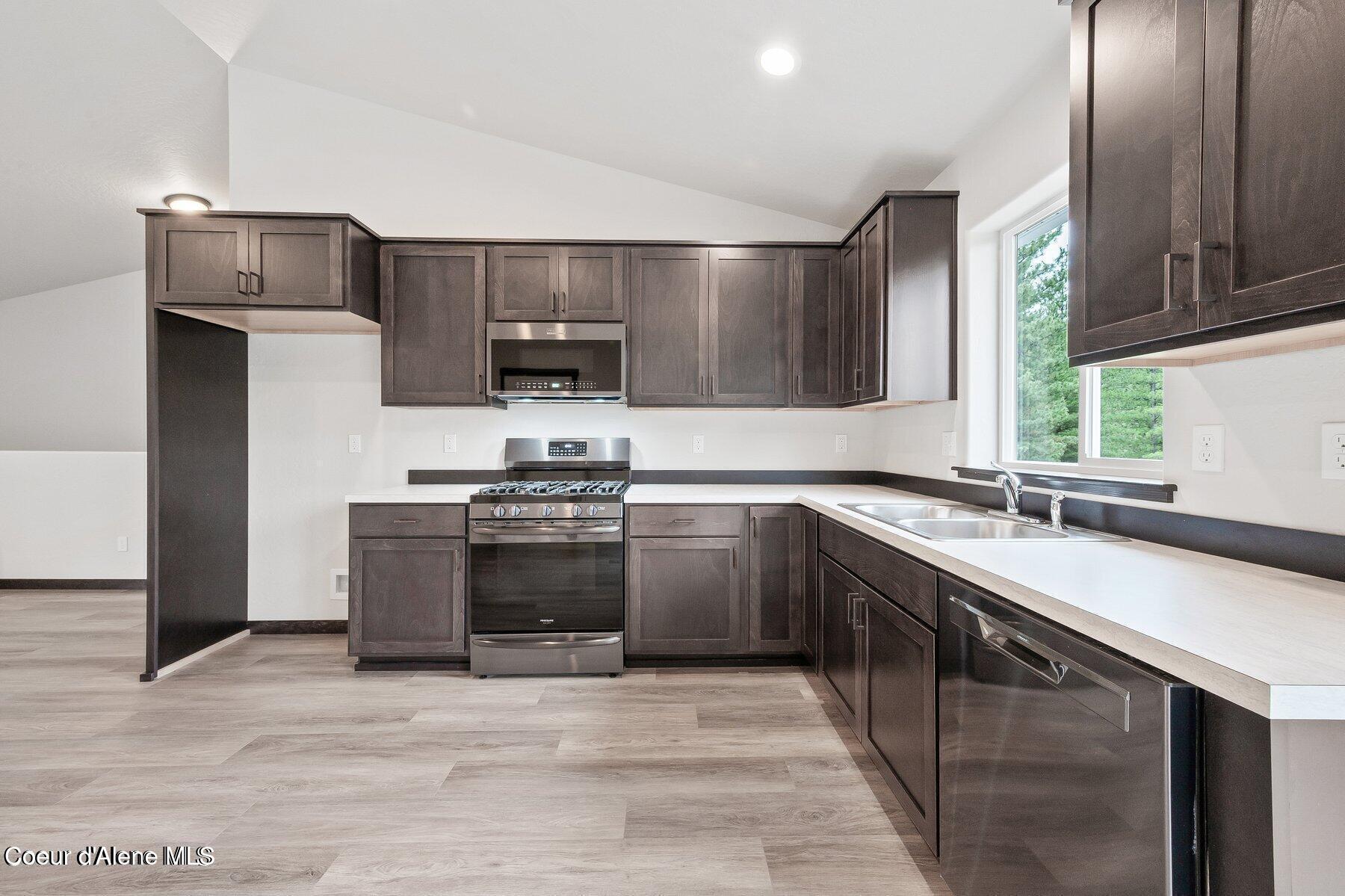 515 Lower Rio Vista Street Osburn, ID 83849 - Photo 10 of 25 20240508194502330963000000-o