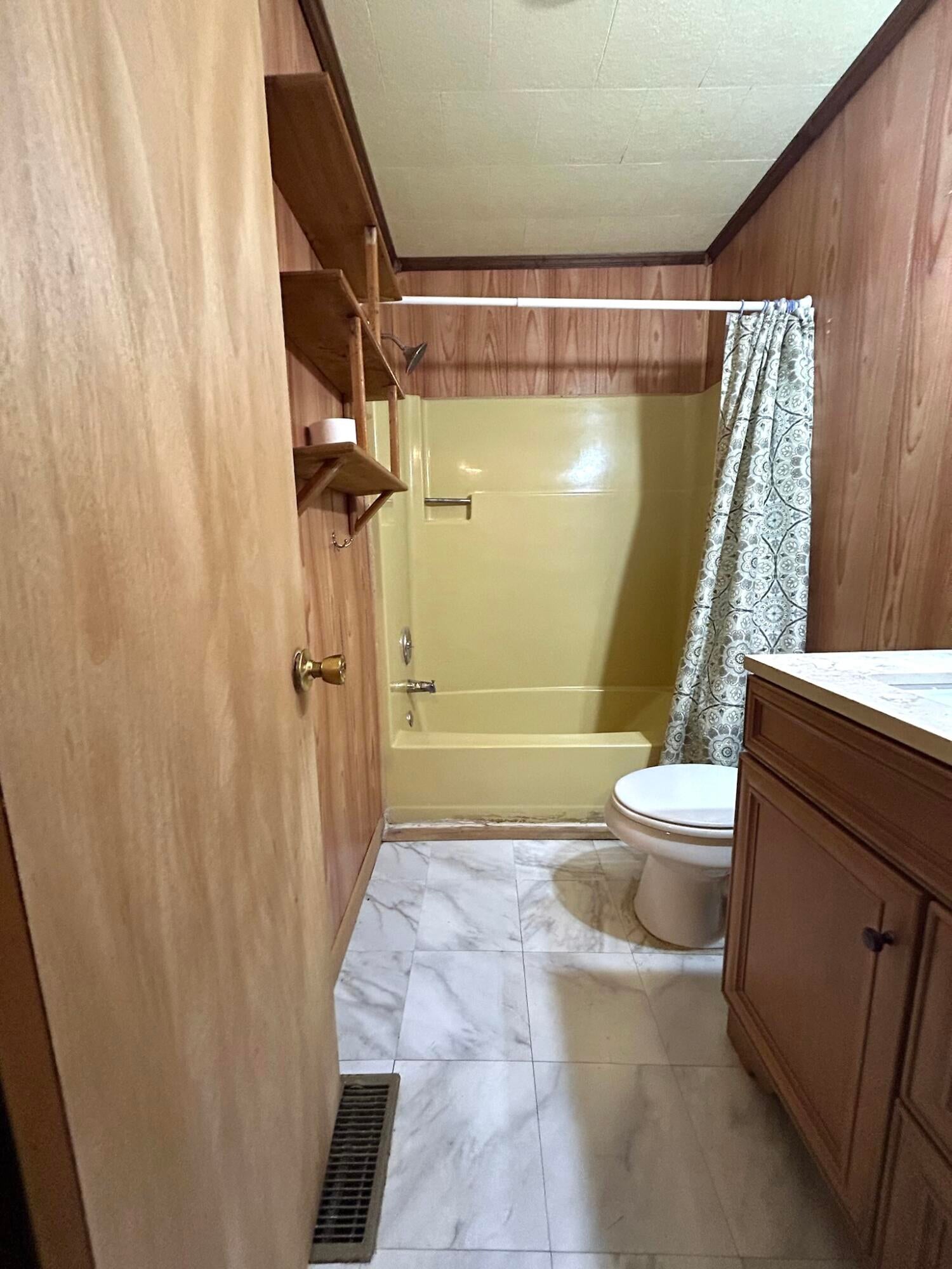 145 Cades Field Road Union, WV 24983 - Photo 34 of 49 Gallery Image 34