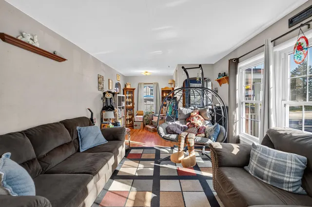 $199,900 | 506 West Division Street, Dodgeville, WI 53533