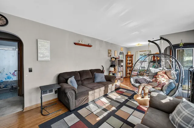 $199,900 | 506 West Division Street, Dodgeville, WI 53533