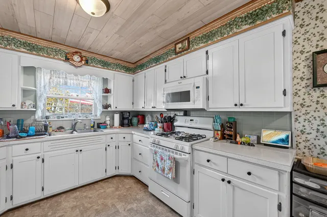 $199,900 | 506 West Division Street, Dodgeville, WI 53533