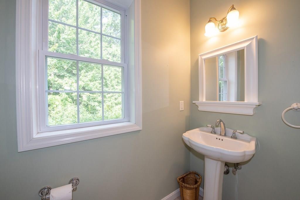 15 Jamie Road Dunstable, MA 01827 - Photo 13 of 32 Gallery Image 13