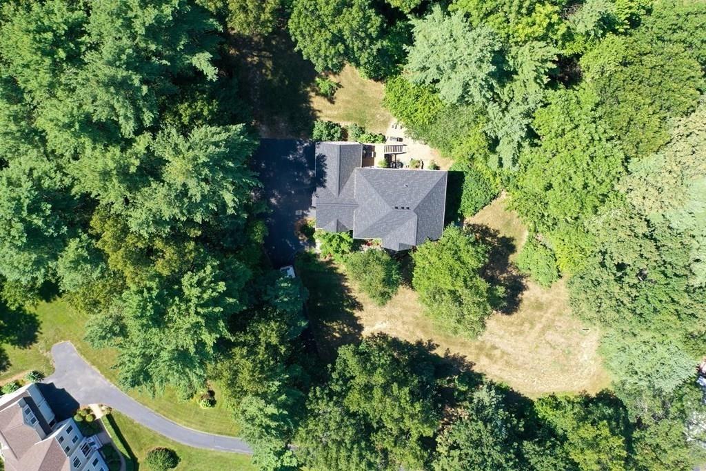15 Jamie Road Dunstable, MA 01827 - Photo 2 of 32 Gallery Image 2
