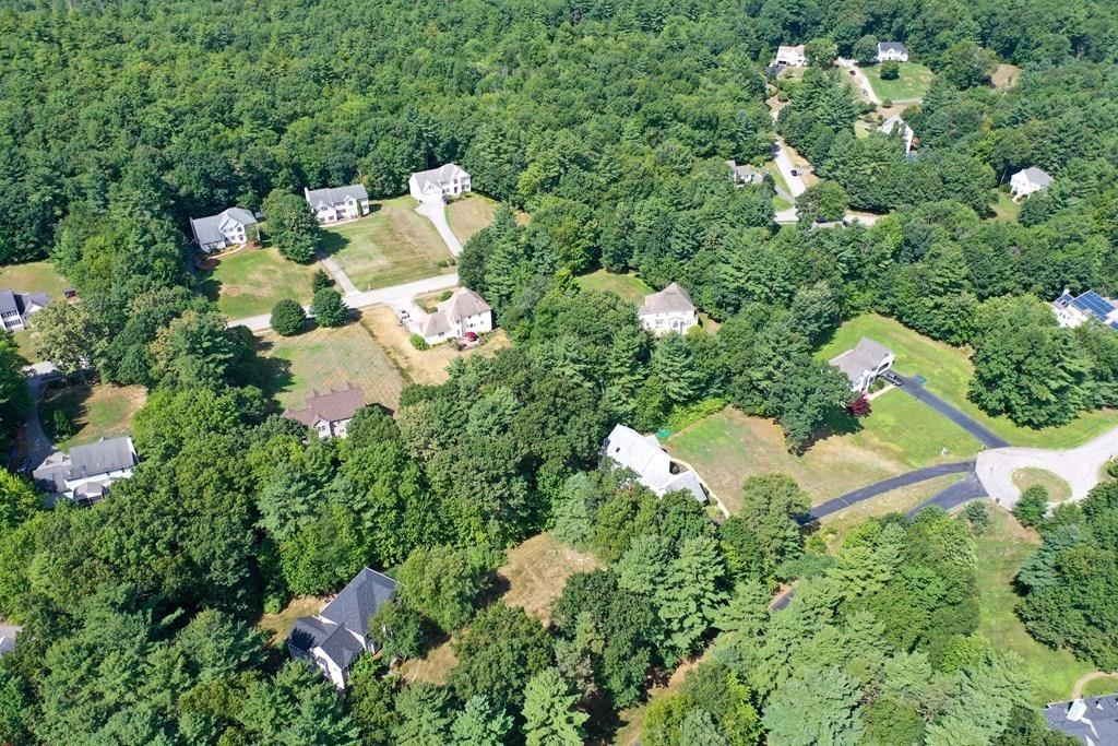 15 Jamie Road Dunstable, MA 01827 - Photo 31 of 32 Gallery Image 31