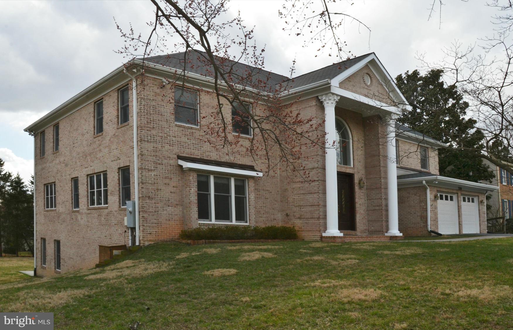 9208 Bells Mill Road Potomac, MD 20854 - Photo 2 of 30 Exterior (Front)