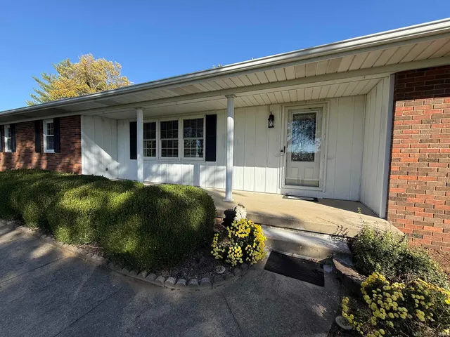 $445,000 | 6248 Highway 165, Owensville, IN 47665