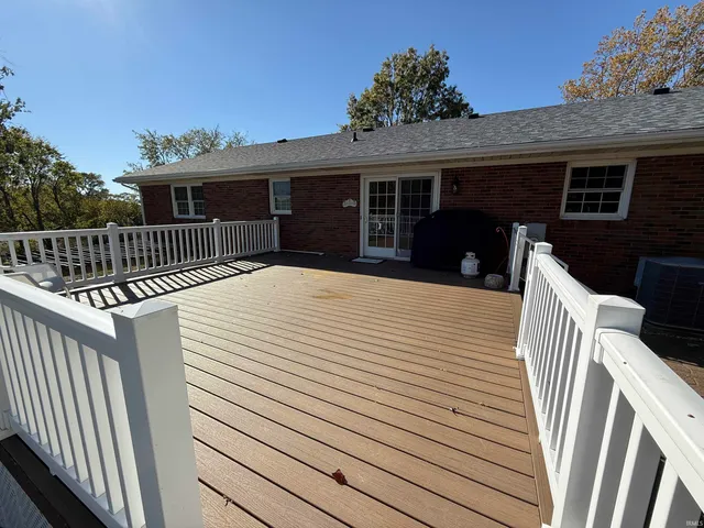 $445,000 | 6248 Highway 165, Owensville, IN 47665