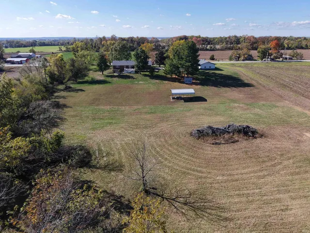 $445,000 | 6248 Highway 165, Owensville, IN 47665