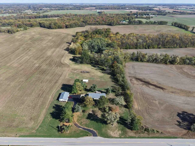 $445,000 | 6248 Highway 165, Owensville, IN 47665