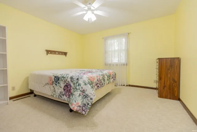 $445,000 | 6248 Highway 165, Owensville, IN 47665