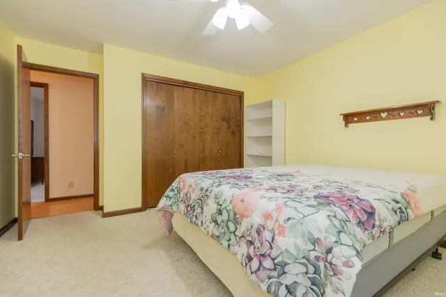 $445,000 | 6248 Highway 165, Owensville, IN 47665