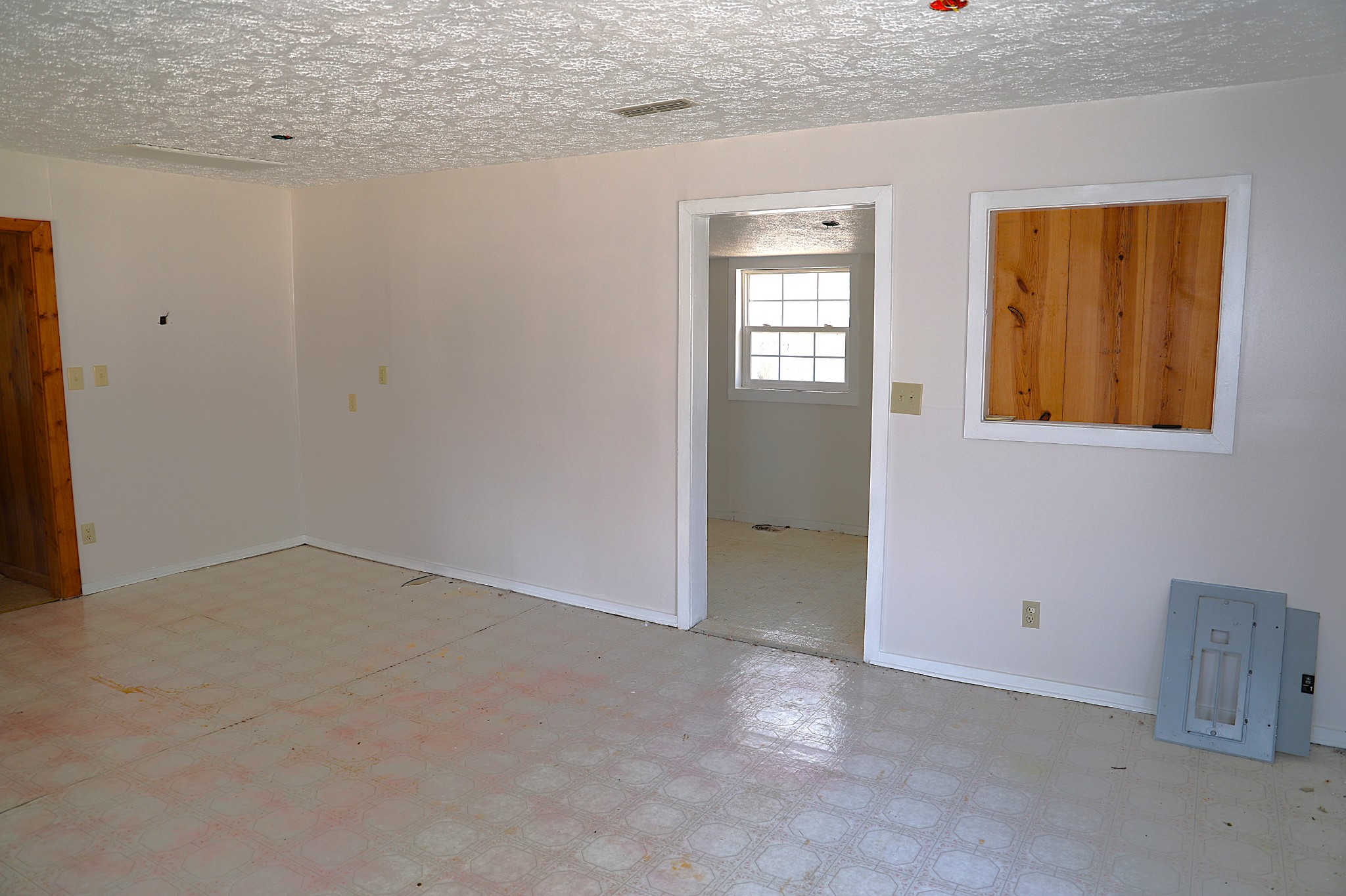 417 Lewis Road McMinnville, TN 37110 - Photo 15 of 55