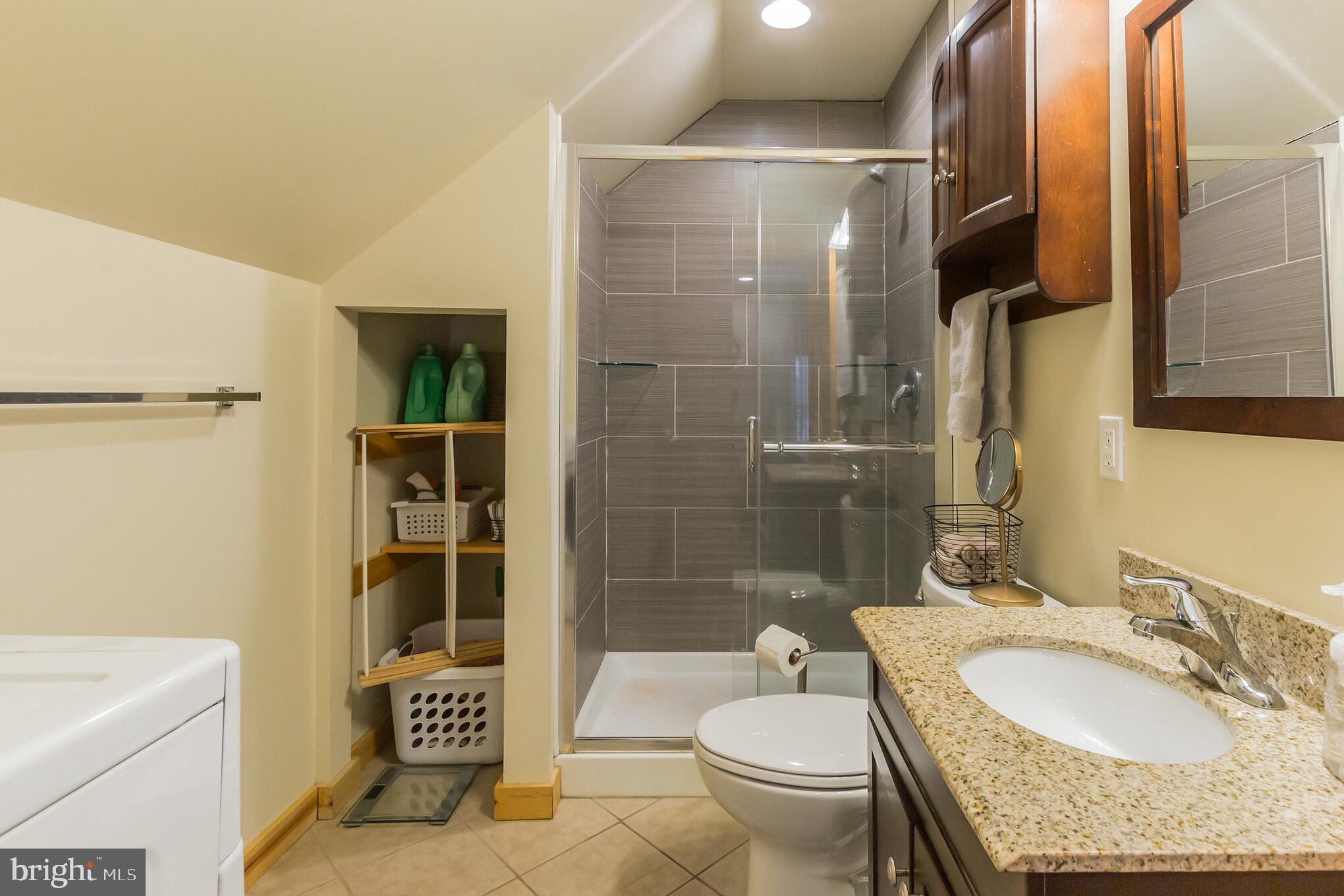 4733 Buffalo Road Mount Airy, MD 21771 - Photo 36 of 42 Apartment full bath with washer dryer combo