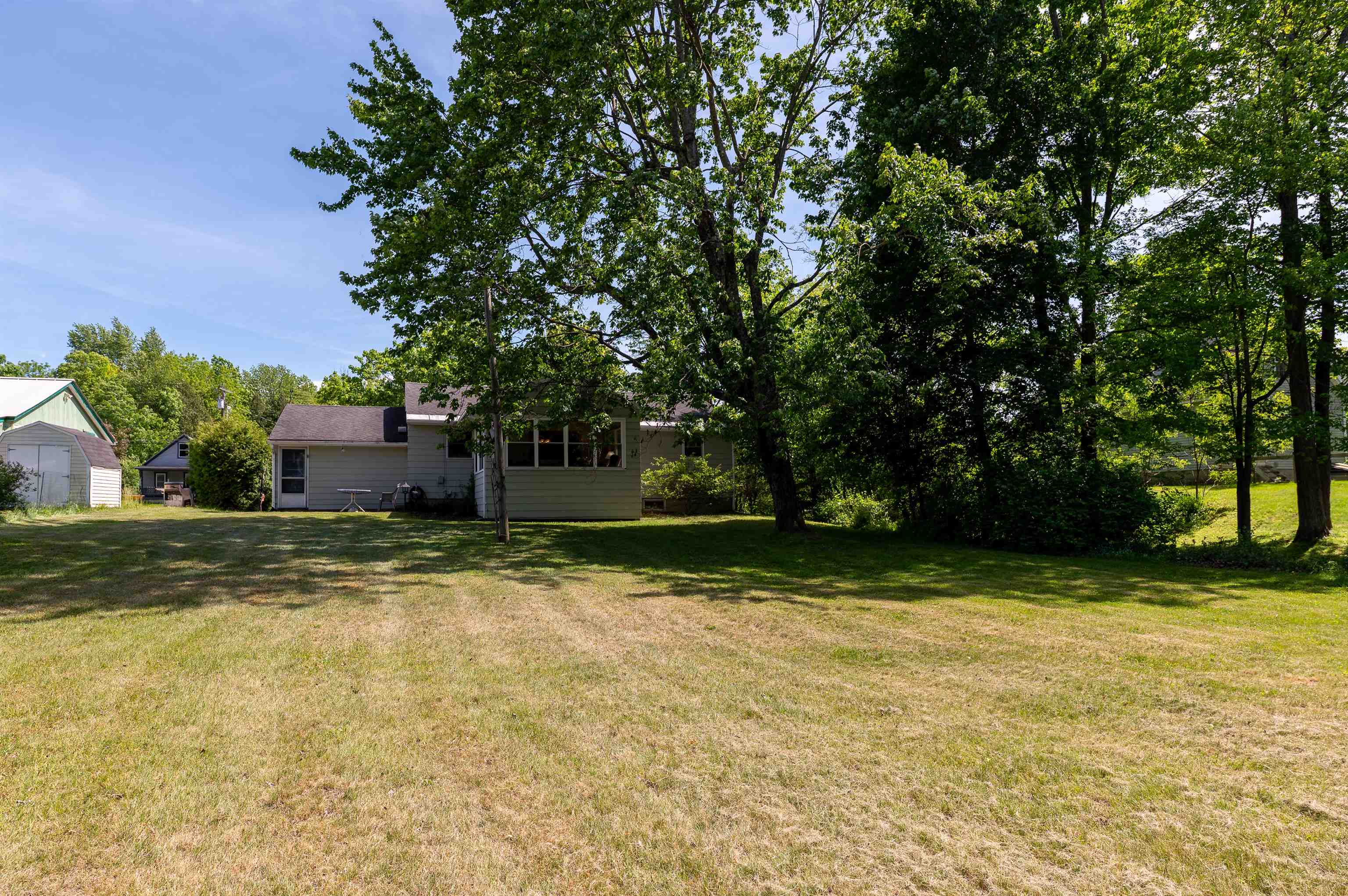 99 Jackson Avenue Rutland, VT 05701 - Photo 35 of 37