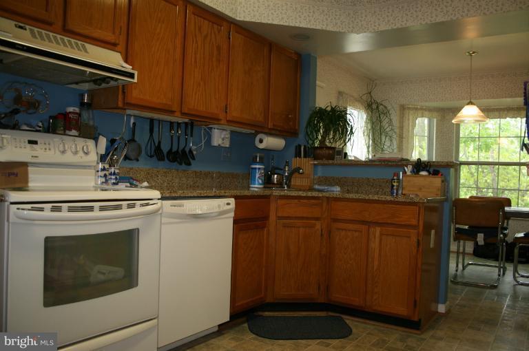 3116 Memory Lane Silver Spring, MD 20904 - Photo 14 of 27 Kitchen