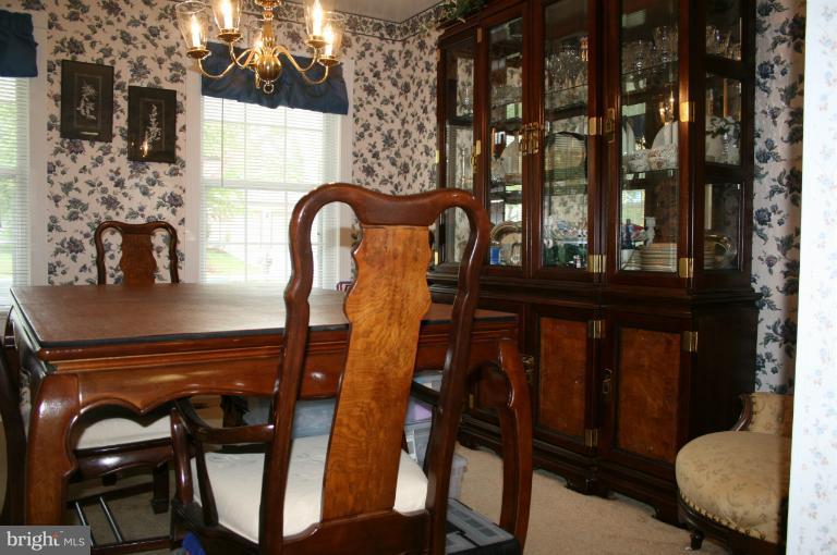 3116 Memory Lane Silver Spring, MD 20904 - Photo 21 of 27 Dining Room