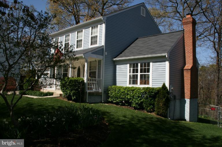 3116 Memory Lane Silver Spring, MD 20904 - Photo 22 of 27 Exterior (Front)