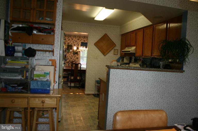 3116 Memory Lane Silver Spring, MD 20904 - Photo 7 of 27 Kitchen