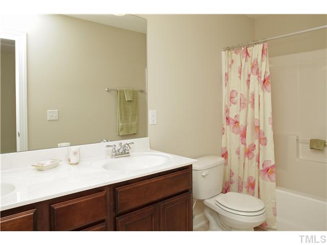 2024 Fieldhouse Avenue Raleigh, NC 27603 - Photo 11 of 12 Gallery Image 11