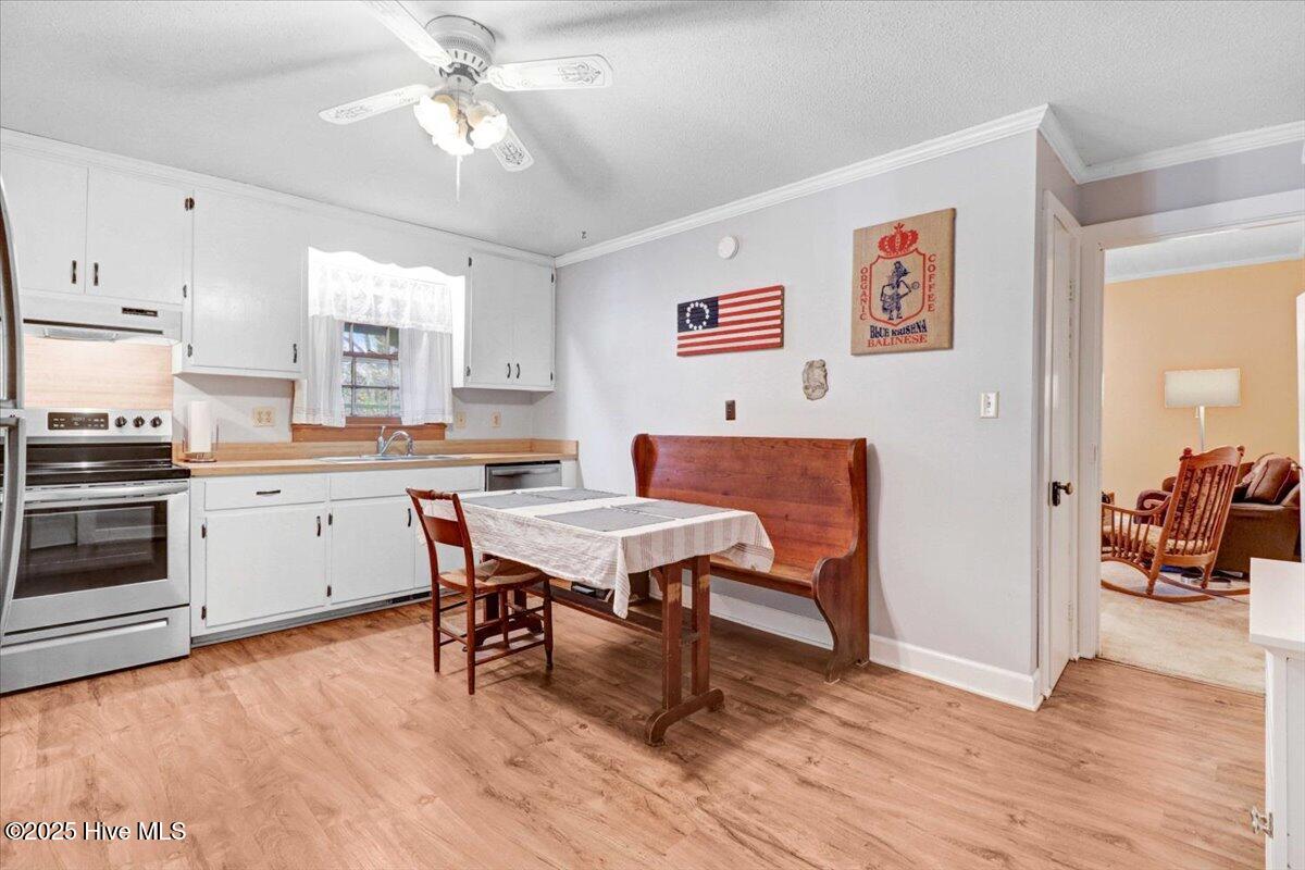9752 Hawley Road Kenly, NC 27542 - Photo 4 of 46 Kitchen