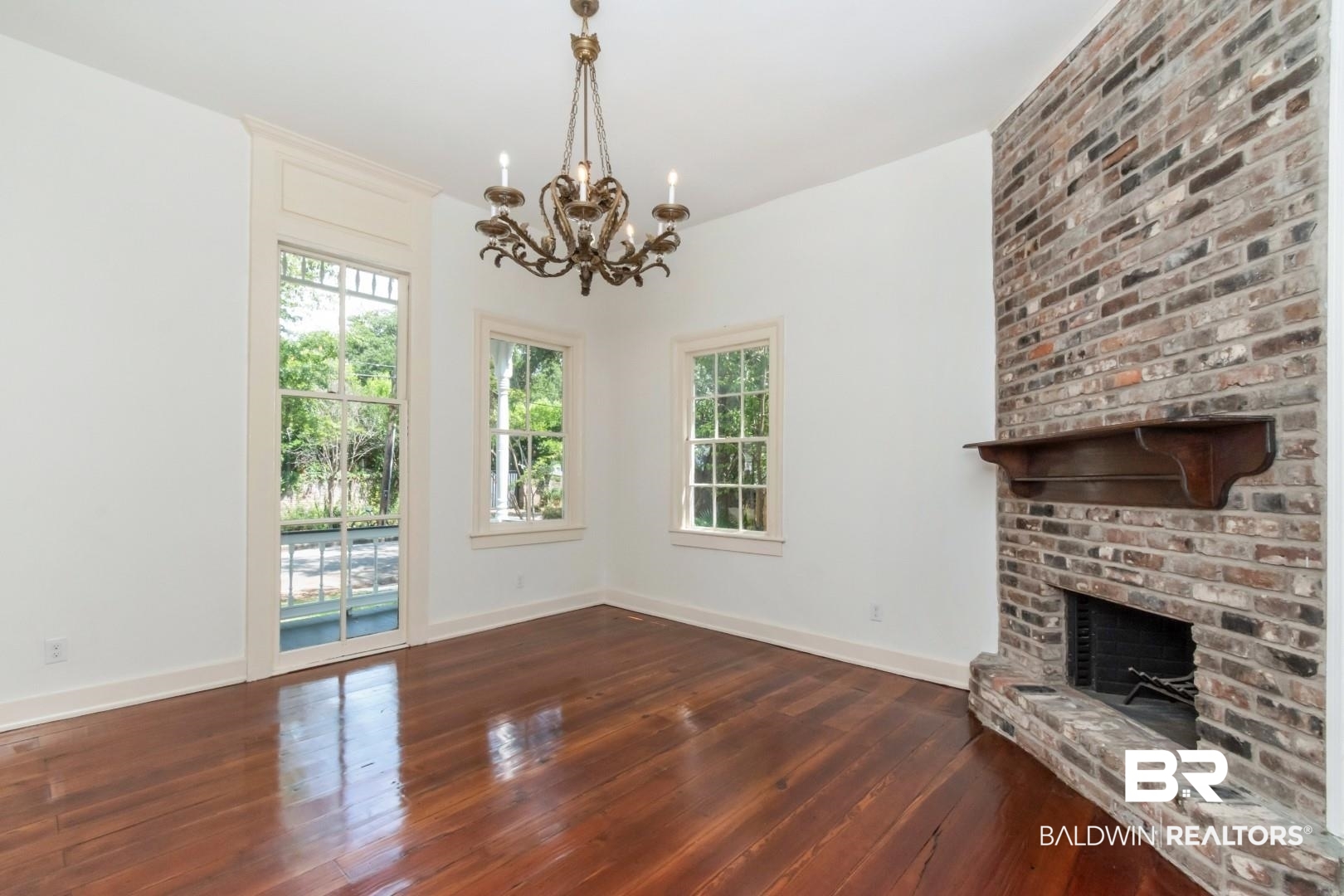 150 South Dearborn Street Mobile, AL 36602 - Photo 37 of 58