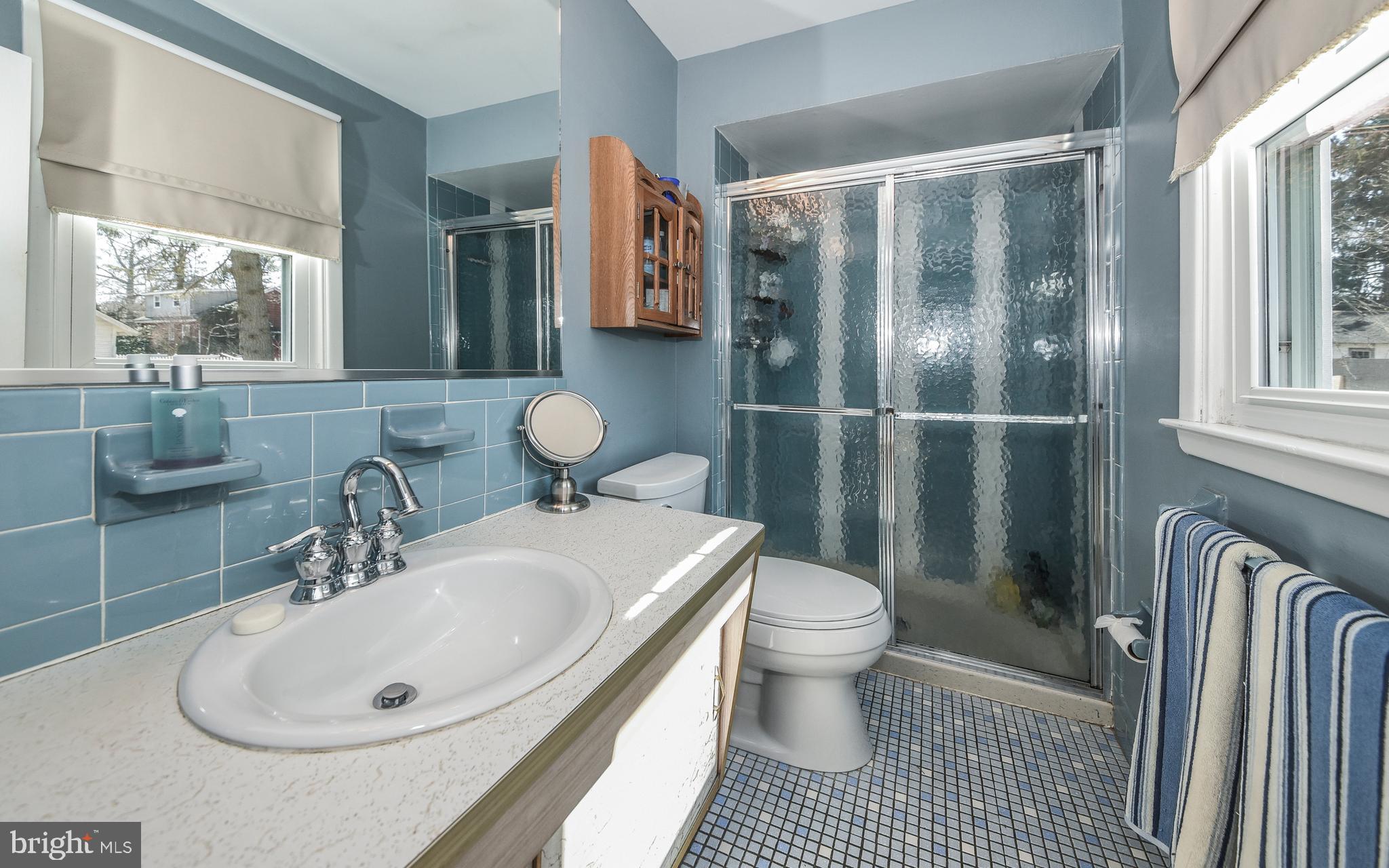 504 Pinewood Road Philadelphia, PA 19116 - Photo 15 of 27 Gallery Image 15