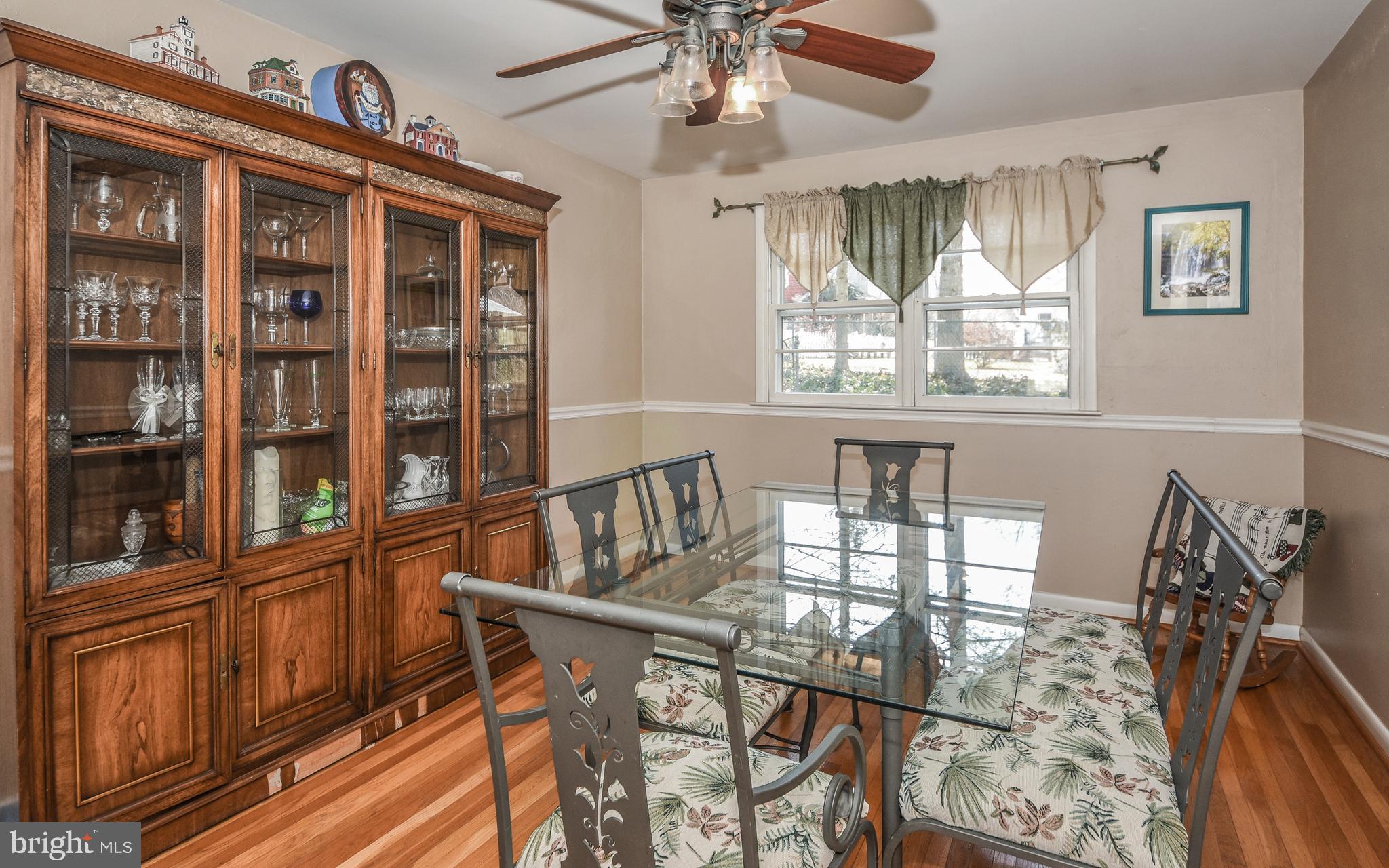504 Pinewood Road Philadelphia, PA 19116 - Photo 9 of 27 Gallery Image 9