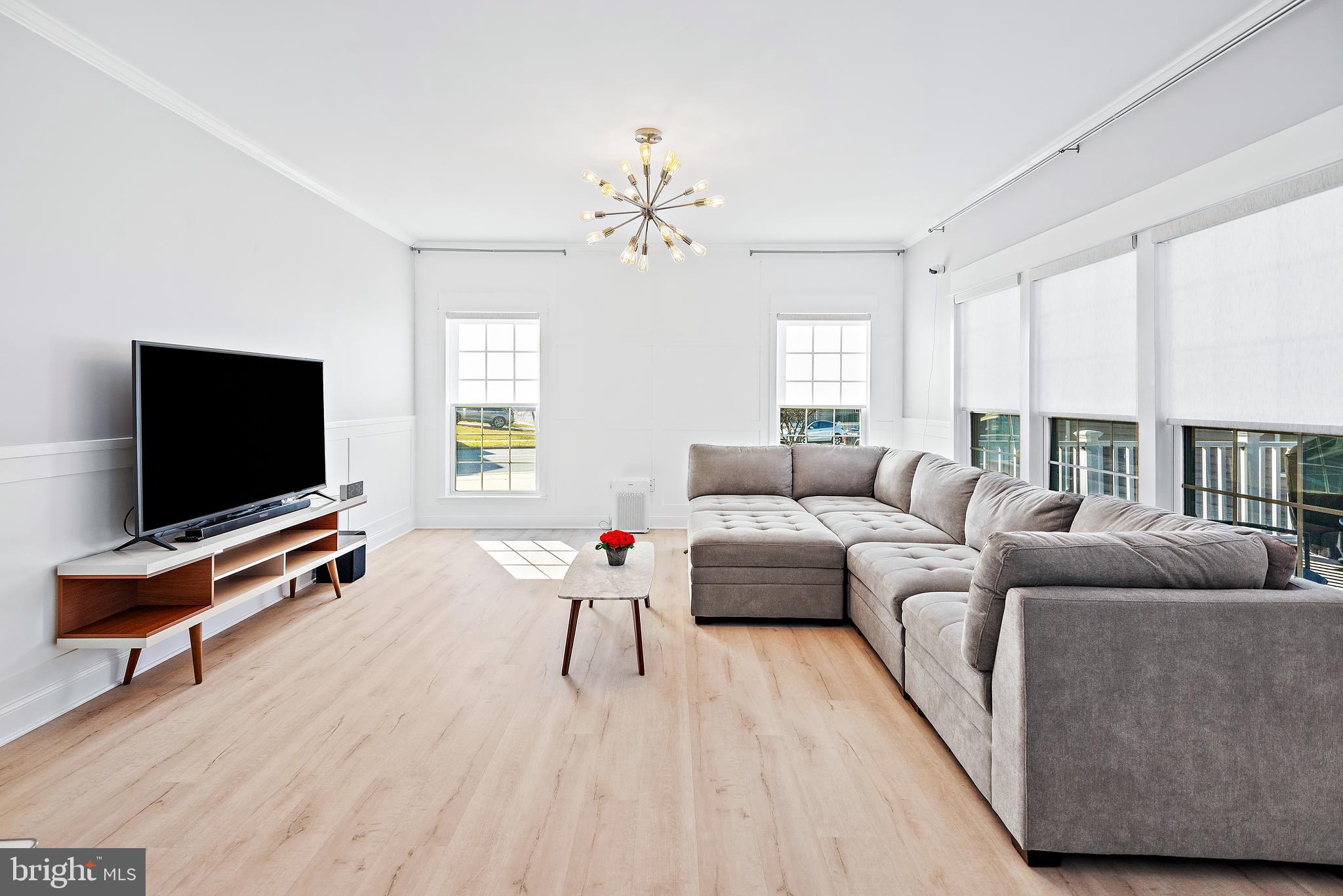 3212 St Marys View Road Accokeek, MD 20607 - Photo 15 of 50 Living room