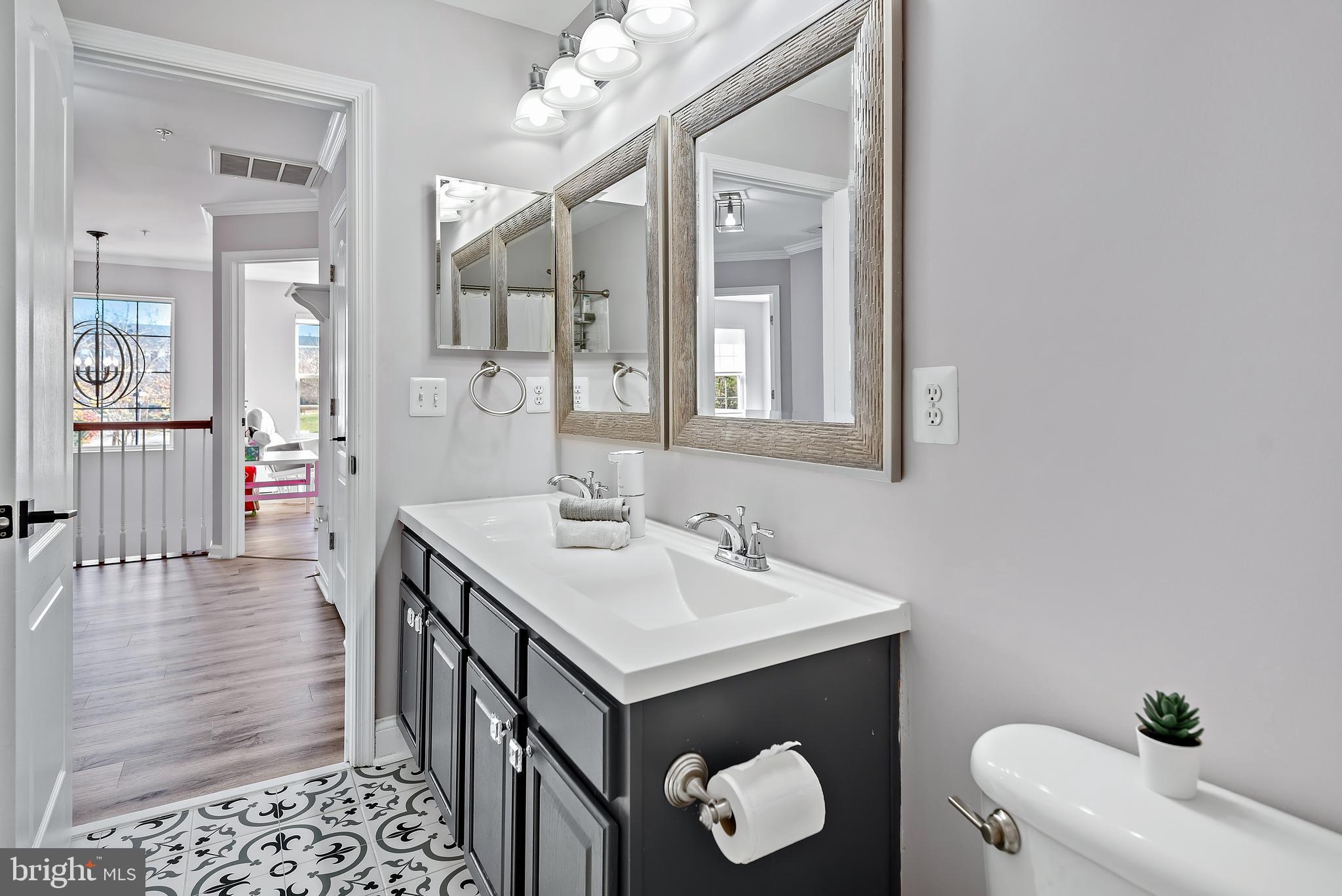 3212 St Marys View Road Accokeek, MD 20607 - Photo 33 of 50 Hallway bathroom