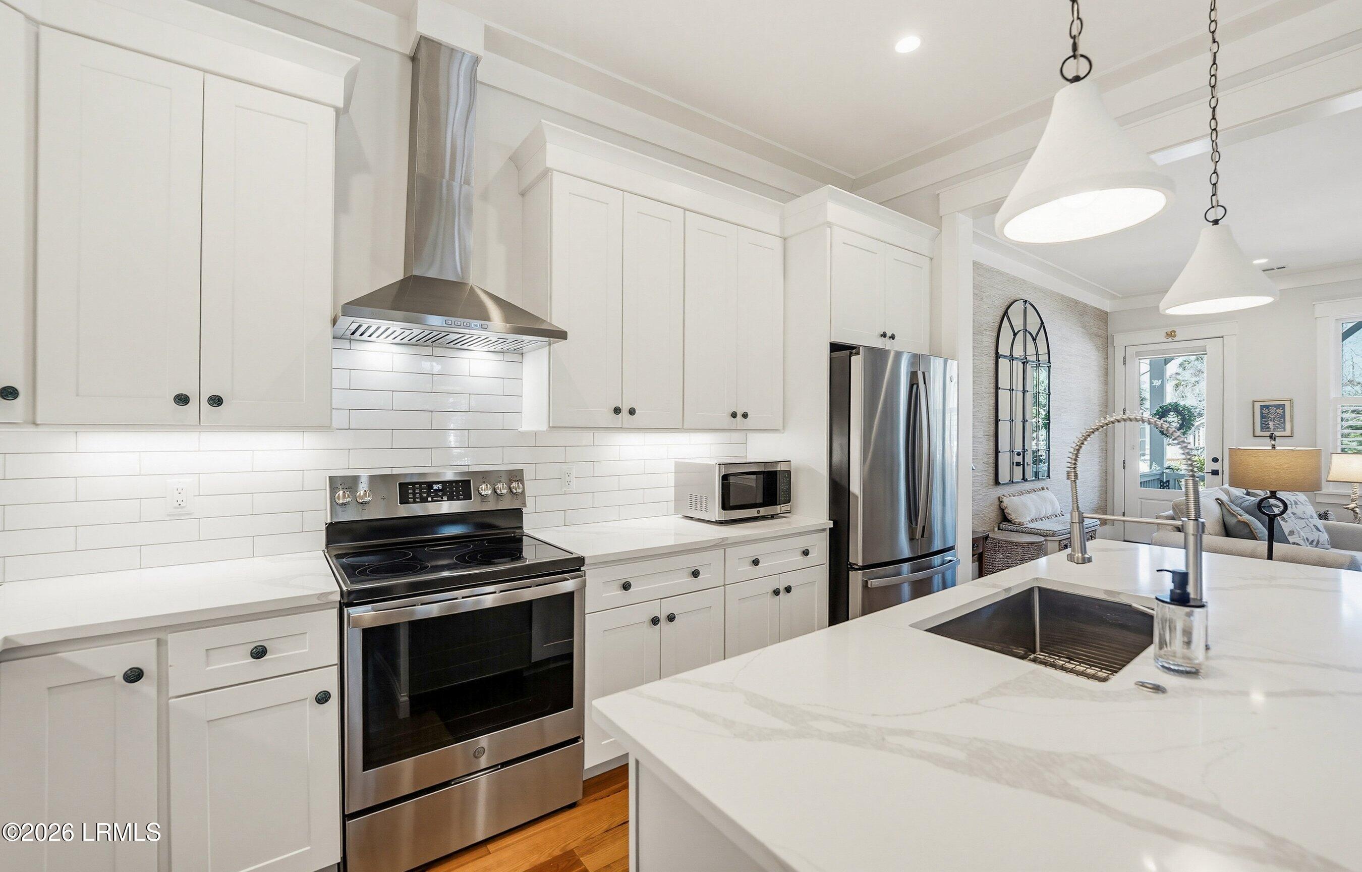 2308 Simms Street Beaufort, SC 29902 - Photo 18 of 38 DSC07739-121-1.jpg-SMALL