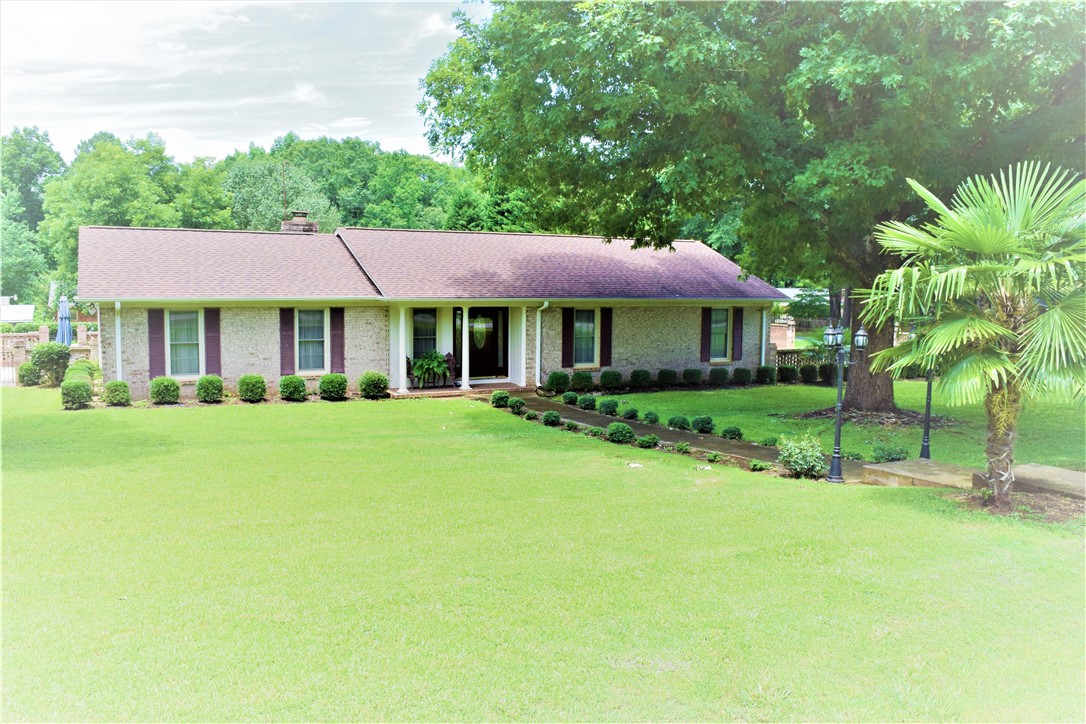 9 Saluda Road Williamston, SC 29697 - Photo 1 of 24