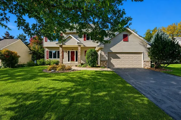 $639,900 | 1860 Spinaker Drive, Woodbury, MN 55125