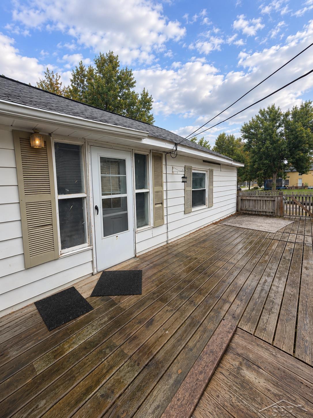 200 18th Street Bay City, MI 48708 - Photo 4 of 18 50222927-4a4cda08-3bd7-4093-926e-9061014b4e40.JPG