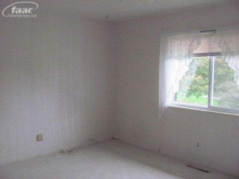 8334 Ridge Road Goodrich, MI 48438 - Photo 8 of 11 20192466-7.JPG