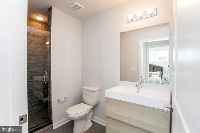 $1,525 | 5938 Henry Avenue, Unit 1, Philadelphia, PA 19128