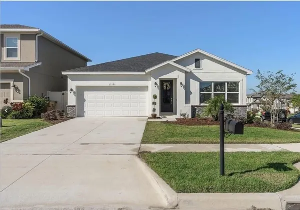 $489,999 | 13329 Magnolia Valley Drive, Clermont, FL 34711