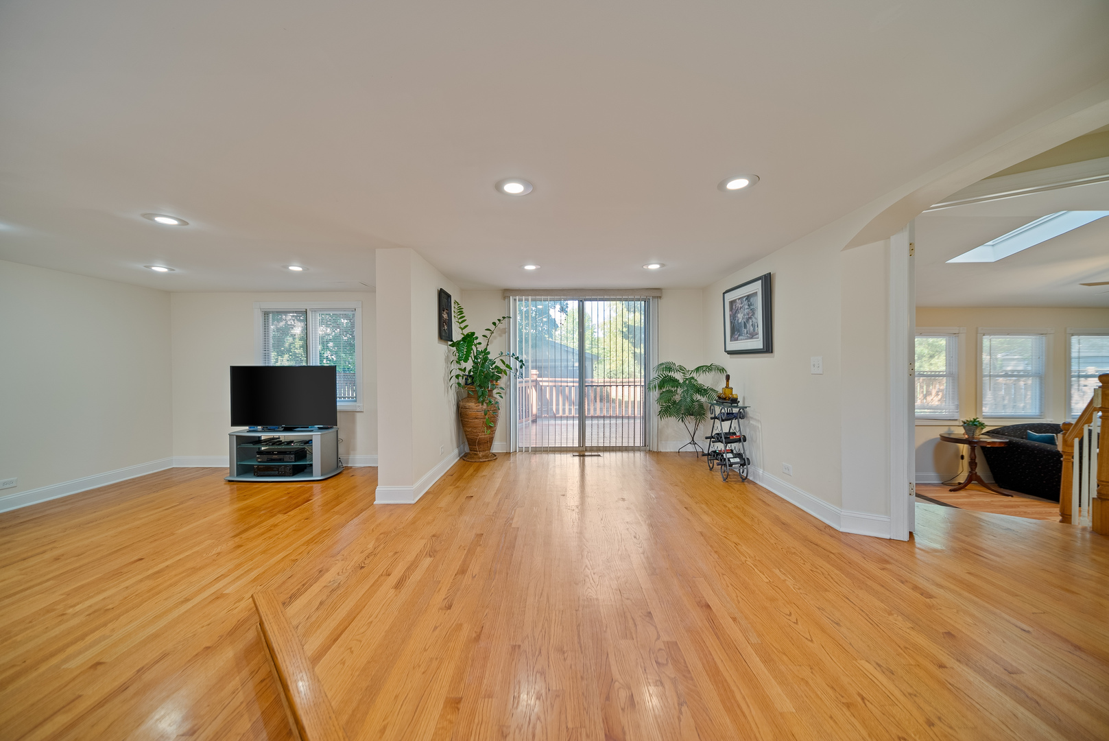 814 Elmdale Road Glenview, IL 60025 - Photo 4 of 31