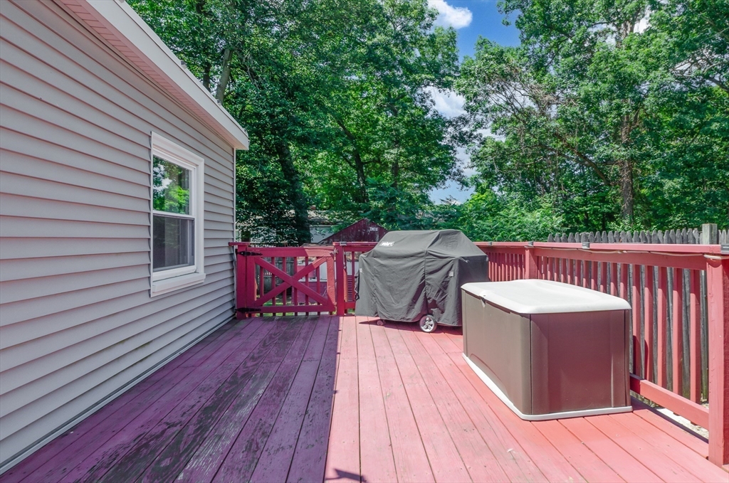 263 Maple Street Warwick, RI 02888 - Photo 23 of 23