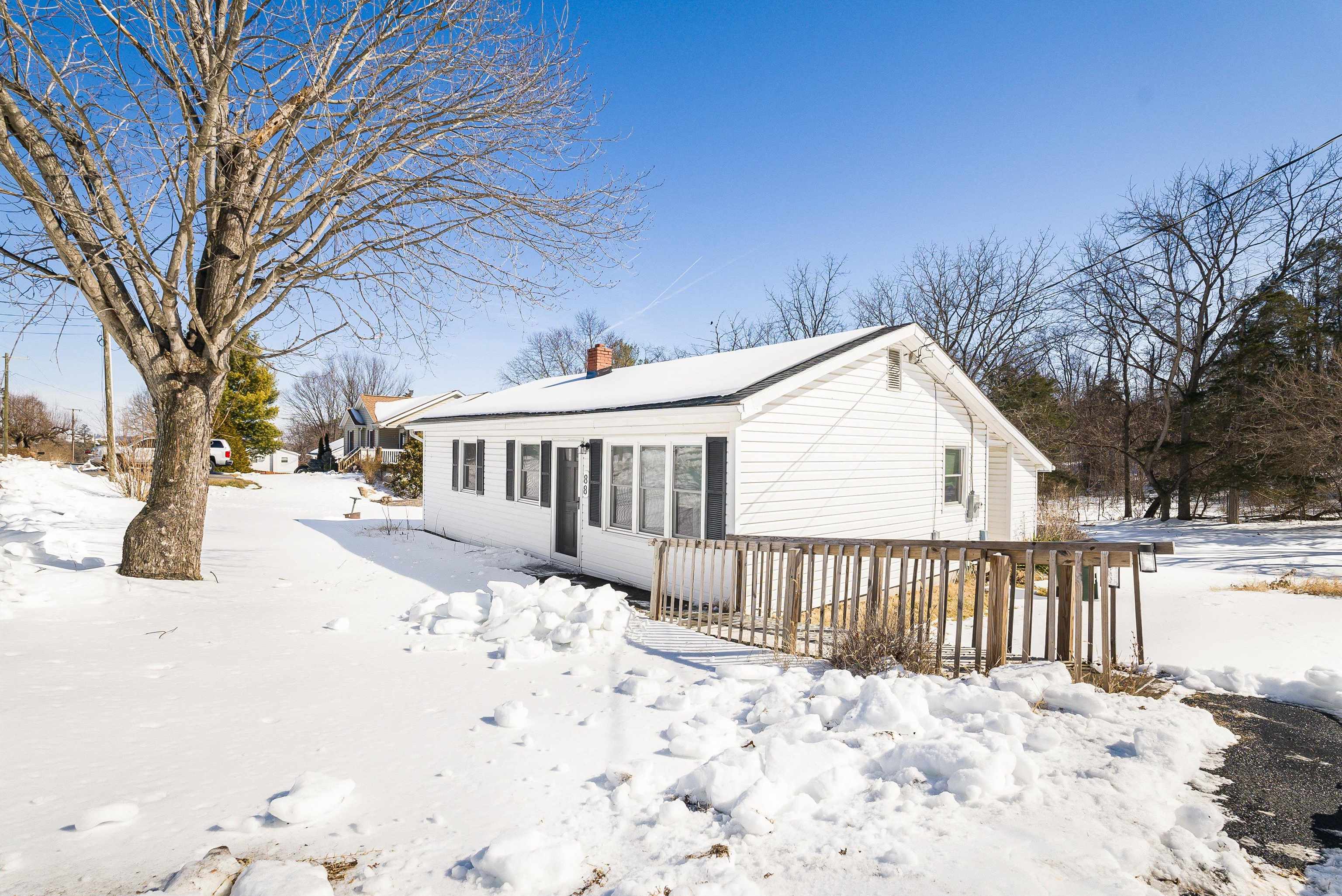 88 Beverley Street Verona, VA 24482 - Photo 6 of 36