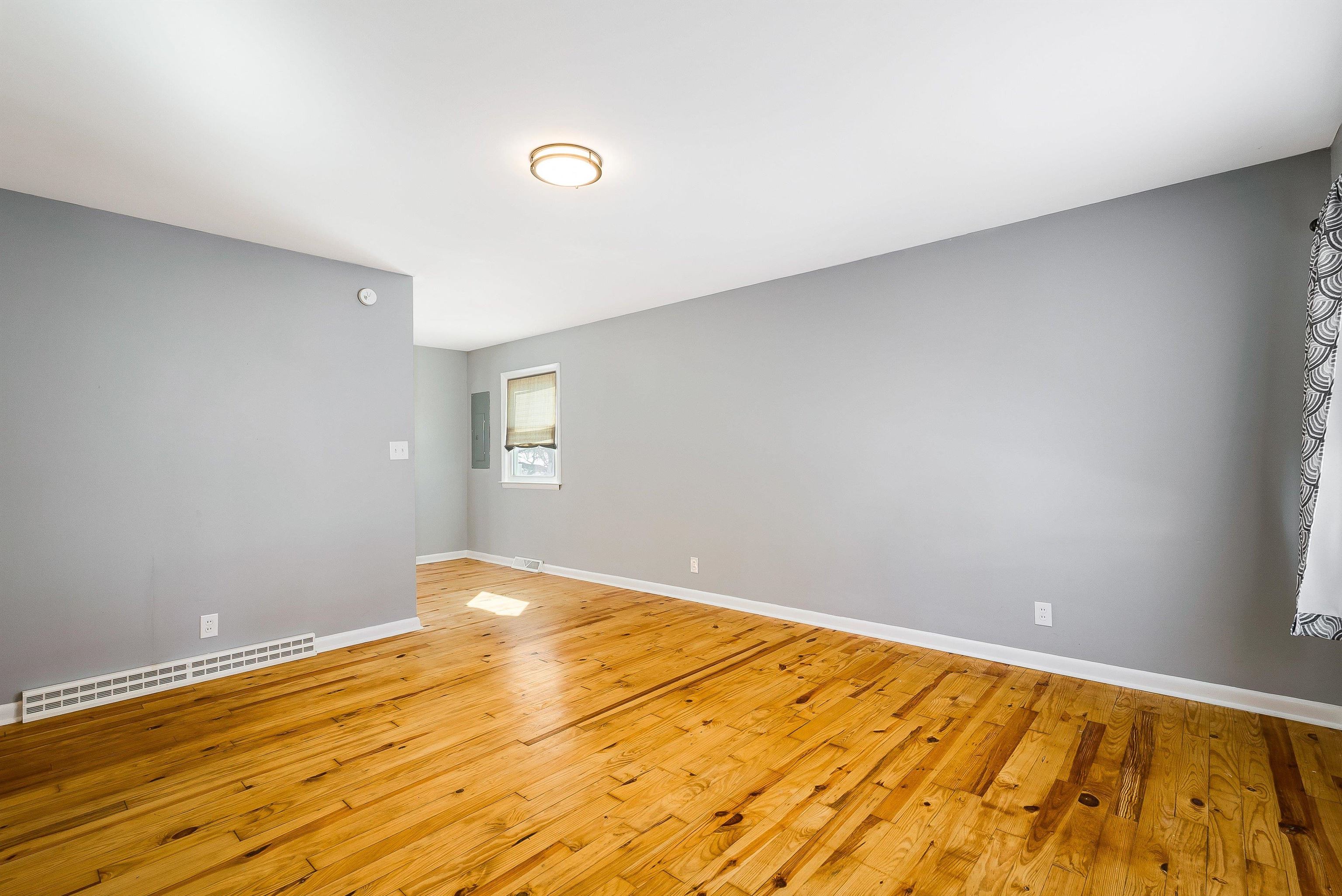 88 Beverley Street Verona, VA 24482 - Photo 8 of 36