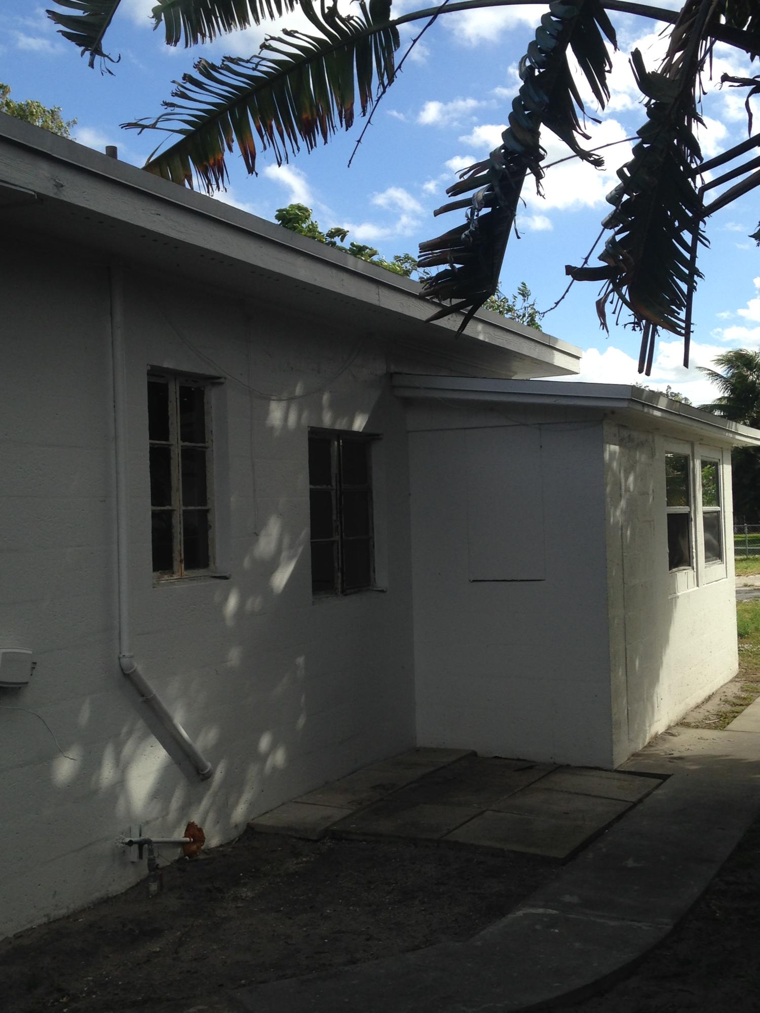 4371 Cocoanut Road West Palm Beach, FL 33406 - Photo 17 of 20 IMG_1860