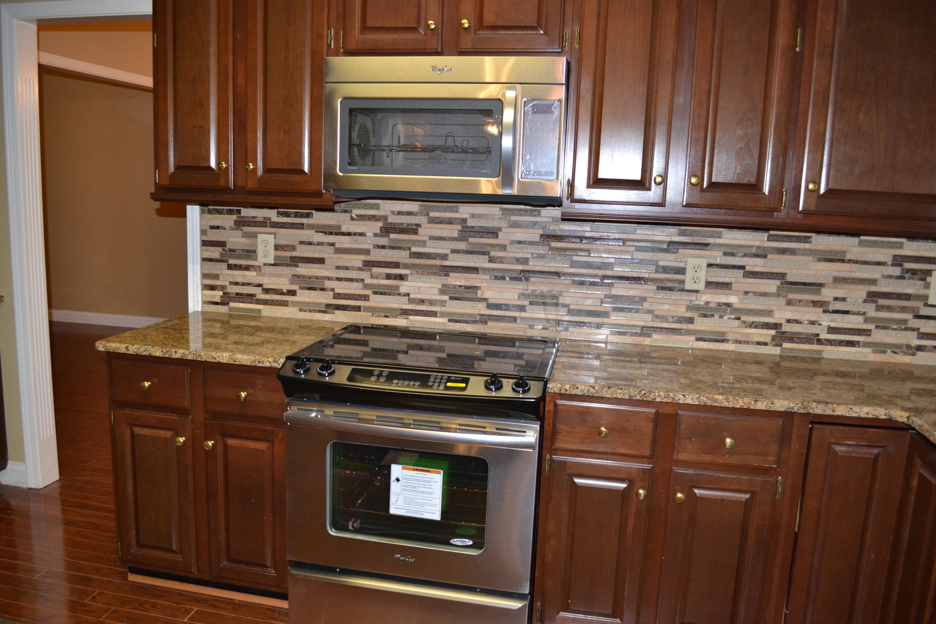 123 Capital Circle Oak Ridge, TN 37830 - Photo 4 of 18 Totally Updated Kitchen