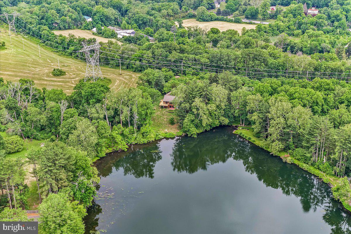 70 Heyburn Road Chadds Ford, PA 19317 - Photo 8 of 46 Arial House and Lake