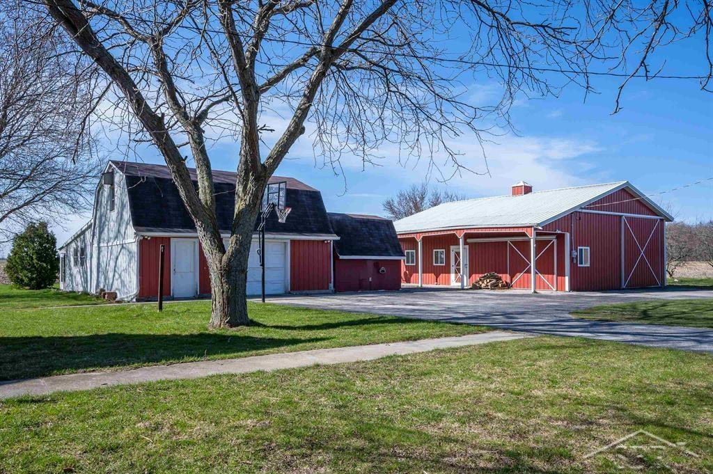 594 East Mt Forest Road Pinconning, MI 48650 - Photo 3 of 34