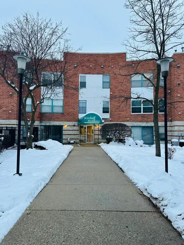 $1,600 | 3255 Kirchoff Road, Unit 106, Rolling Meadows, IL 60008