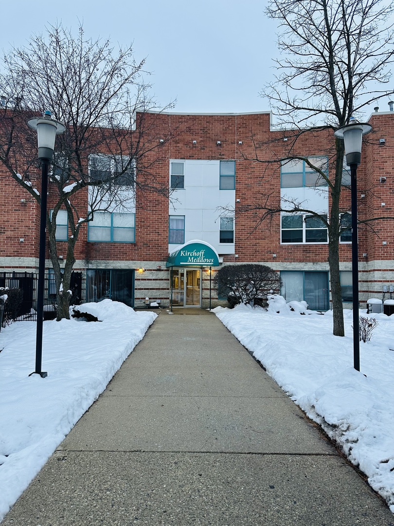 3255 Kirchoff Road, Unit 106 Rolling Meadows, IL 60008 - Photo 1 of 15