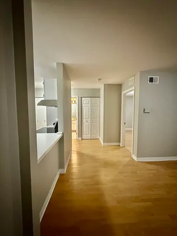 $1,600 | 3255 Kirchoff Road, Unit 106, Rolling Meadows, IL 60008