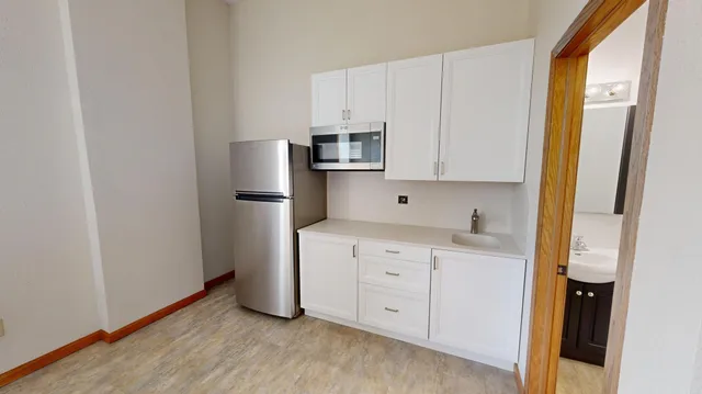 $987 | 542 Benson Avenue Southwest, Unit EFFICIENCY #224, Willmar, MN 56201